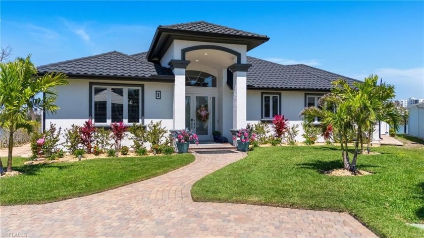 Welcome to this stunning 4-bedroom, 2.5-bathroom single-family - Beach Home for sale in Fort Myers Beach, Florida on Beachhouse.com