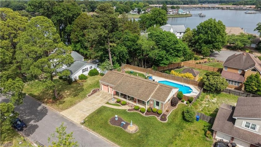 Fall in love with this charming, scrupulously maintained ranch - Beach Home for sale in Virginia Beach, Virginia on Beachhouse.com