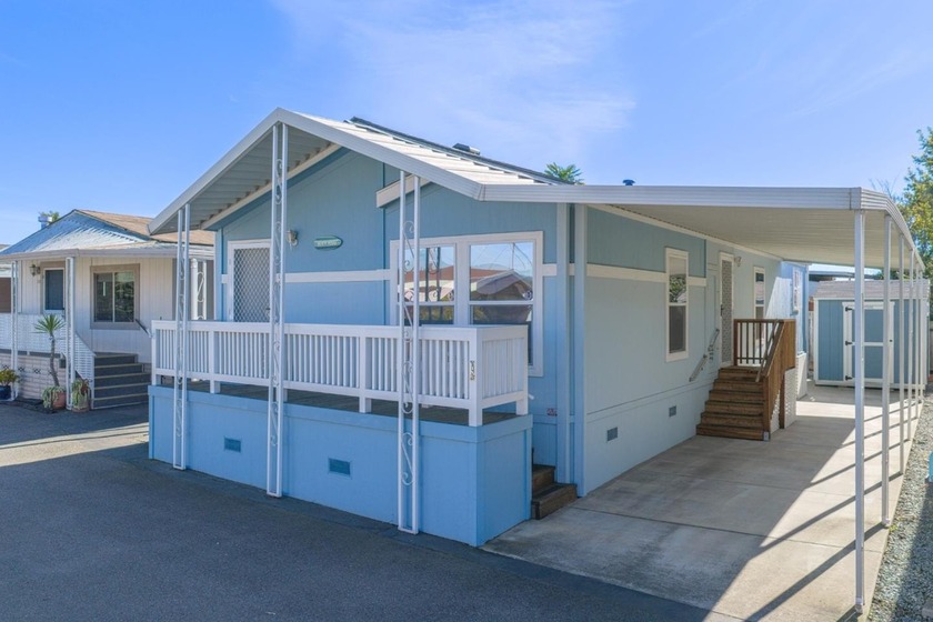 Enjoy relaxed coastal senior living at Ranchito Mobile Home Park - Beach Home for sale in Santa Cruz, California on Beachhouse.com