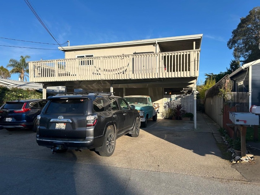 Welcome to this great convenient property, in the vibrant City - Beach Home for sale in Capitola, California on Beachhouse.com