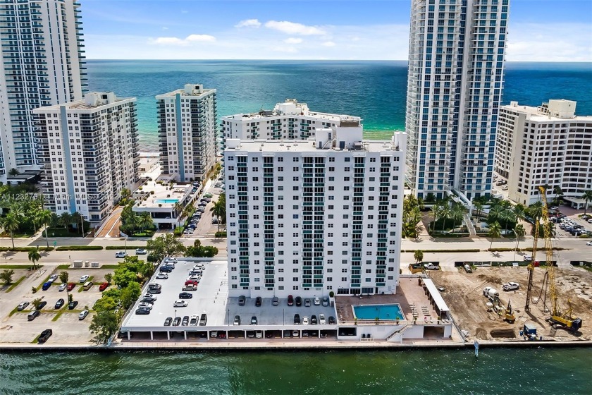 Rented unit for sale, across the ocean! The Building offers a - Beach Condo for sale in Hollywood, Florida on Beachhouse.com