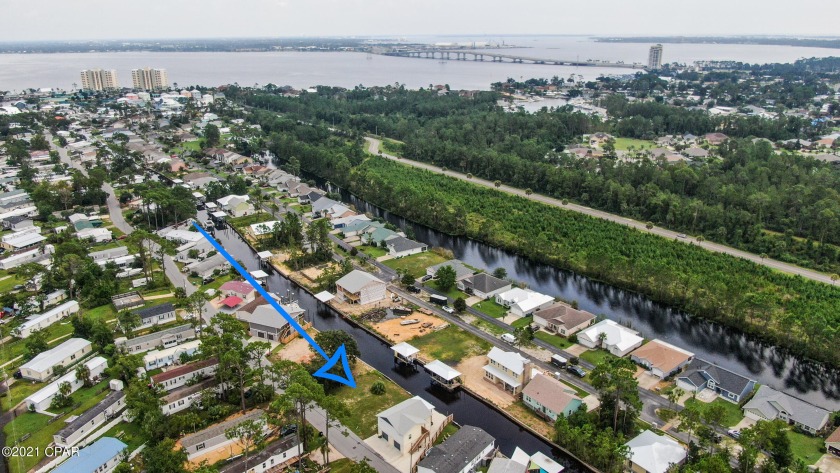 This is a vacant waterfront lot that measures 83' wide and 70' - Beach Lot for sale in Panama  City  Beach, Florida on Beachhouse.com