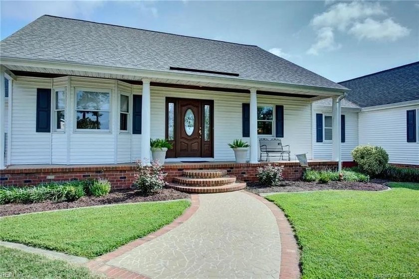 With commanding wide, open views of the Severn River, this 2,600 - Beach Home for sale in Hayes, Virginia on Beachhouse.com