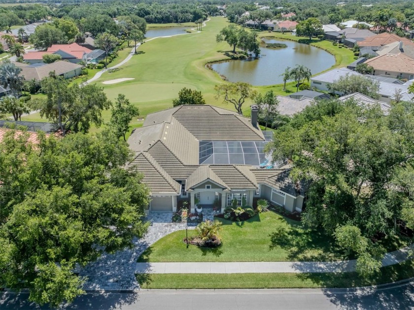 In a picturesque oasis of paradise, this updated residence - Beach Home for sale in Venice, Florida on Beachhouse.com