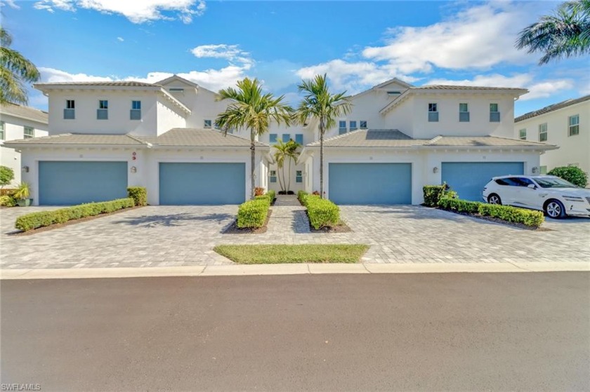 WOW - PRICED $150,000 BELOW LAST CLOSED SALE OF THE SAME MODEL!! - Beach Condo for sale in Naples, Florida on Beachhouse.com