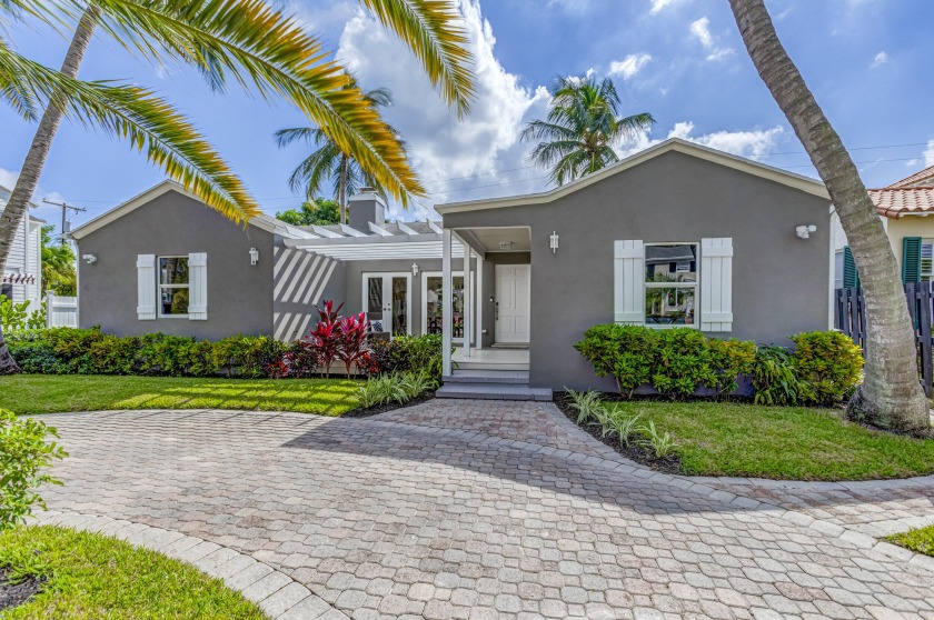 This Gorgeous, 3 Bedroom, 3 Full Bath Pool Home in Sought after - Beach Home for sale in West Palm Beach, Florida on Beachhouse.com