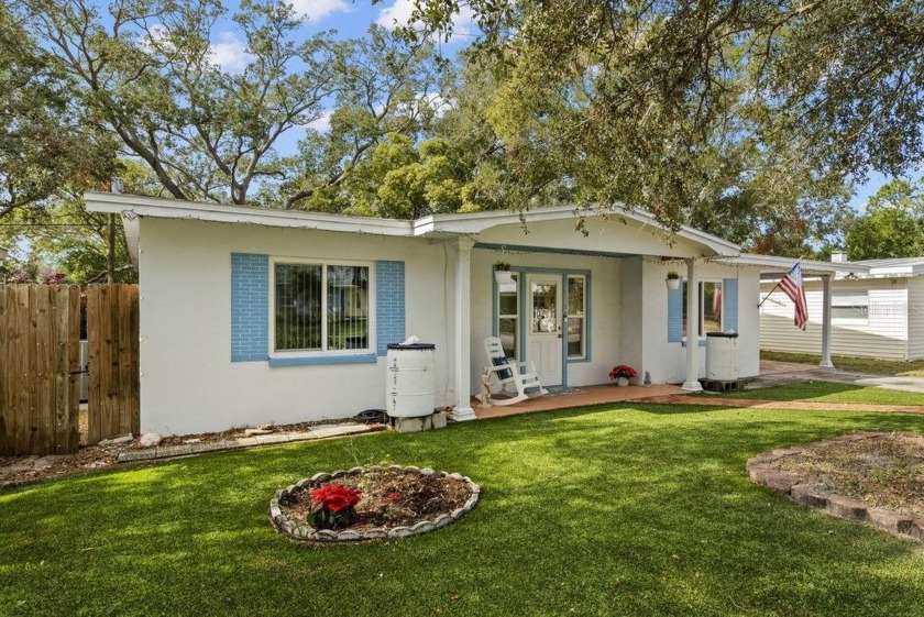 Under contract-accepting backup offers. Location! Location! - Beach Home for sale in Dunedin, Florida on Beachhouse.com