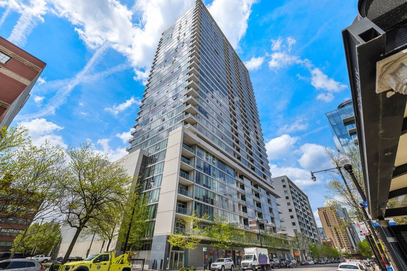 Wake up to shimmering Lake Michigan views in this sun-drenched - Beach Condo for sale in Chicago, Illinois on Beachhouse.com