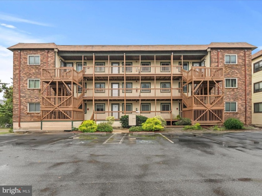 Welcome to 411 146th Street, Unit 323, a charming coastal - Beach Condo for sale in Ocean City, Maryland on Beachhouse.com