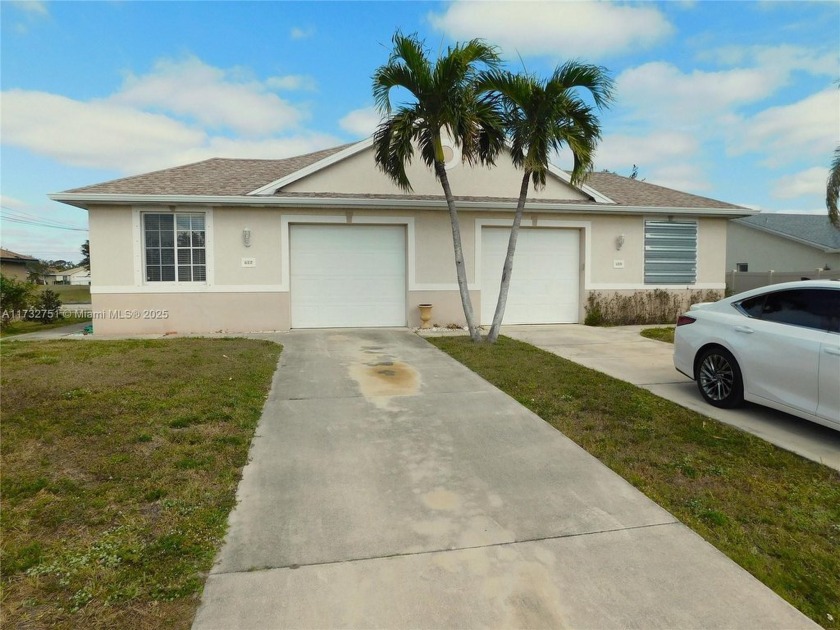 Do not miss this modern waterfront mini mansion. High ceilings - Beach Townhome/Townhouse for sale in Cape Coral, Florida on Beachhouse.com