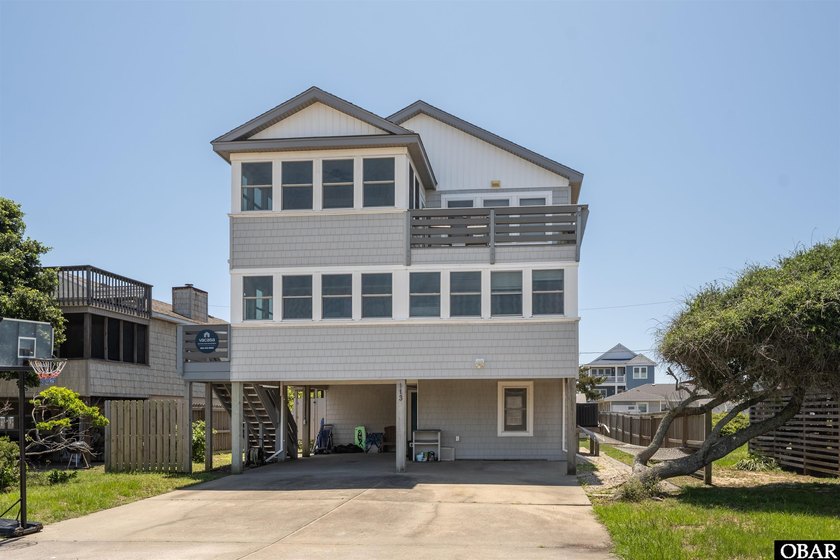 Come live the beach lifestyle in the heart of Kill Devils. Walk - Beach Home for sale in Kill Devil Hills, North Carolina on Beachhouse.com