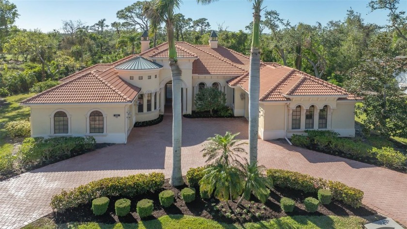 This stunning 5 bedroom, 4 bath residence, custom built by - Beach Home for sale in Osprey, Florida on Beachhouse.com