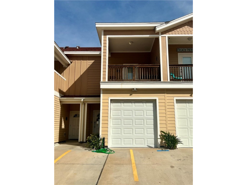 Welcome to one of the most profitable and welcoming Short Term - Beach Townhome/Townhouse for sale in Port Aransas, Texas on Beachhouse.com