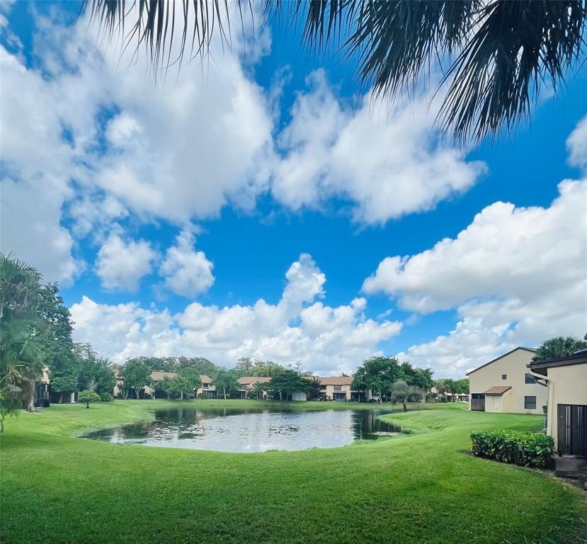 Welcome to your own private retreat! This stunning townhome - Beach Condo for sale in Coconut Creek, Florida on Beachhouse.com