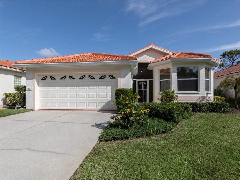 Lakefront home sold Turnkey furnished located in the beautiful - Beach Home for sale in Venice, Florida on Beachhouse.com