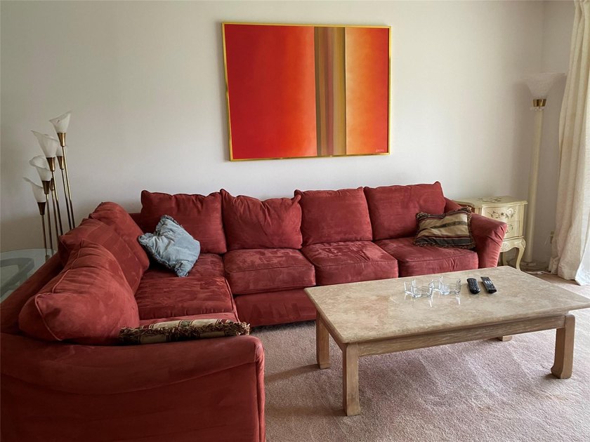 Fully furnished 2/2 with Par 3 golf course view. Over 55 Country - Beach Condo for sale in Pembroke Pines, Florida on Beachhouse.com