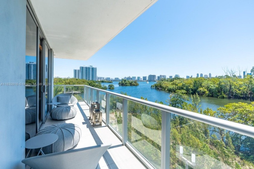 Unique 3 Bed/ 3Bath corner unit at THE HARBOUR. Breathtaking - Beach Condo for sale in North Miami Beach, Florida on Beachhouse.com