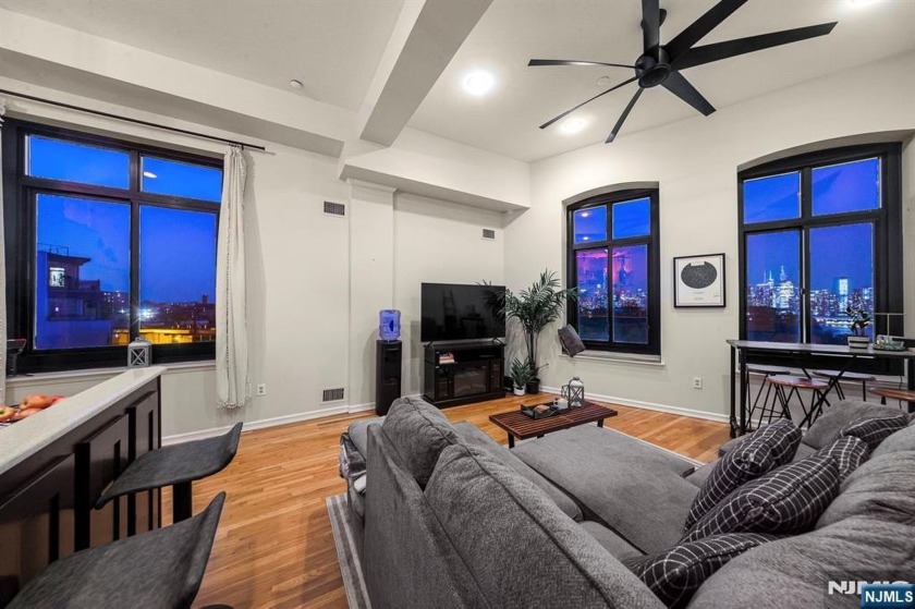 518 Gregory Ave Unit C402 is a 1,197-square-foot condo featuring - Beach Condo for sale in Weehawken, New Jersey on Beachhouse.com