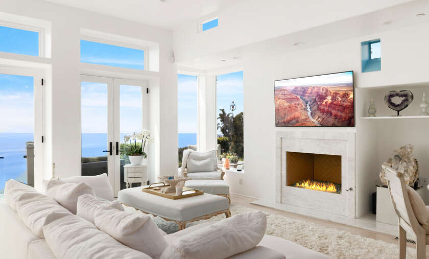 Dramatic architectural home with mesmerizing ocean views and - Beach Home for sale in Malibu, California on Beachhouse.com