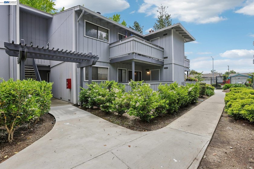 Welcome to luxury living in Downtown Fremont's highly desirable - Beach Condo for sale in Fremont, California on Beachhouse.com