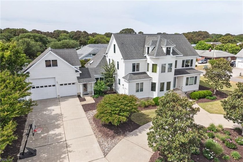 Fantastic opportunity in Baylake Beach directly across the - Beach Home for sale in Virginia Beach, Virginia on Beachhouse.com