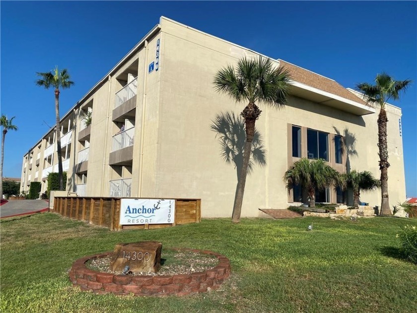 Fantastic location !!! Desirable tourist area and very close to - Beach Condo for sale in Corpus Christi, Texas on Beachhouse.com