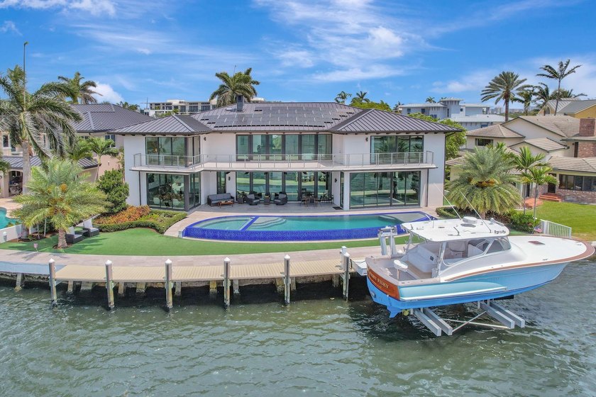 Wide open intracoastal to bay views comparable to a point - Beach Home for sale in Fort Lauderdale, Florida on Beachhouse.com