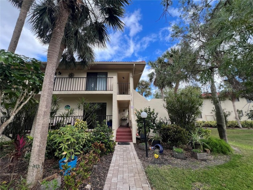 Welcome to Terraces at Wild Oak Bay! This COMPLETELY RENOVATED - Beach Condo for sale in Bradenton, Florida on Beachhouse.com