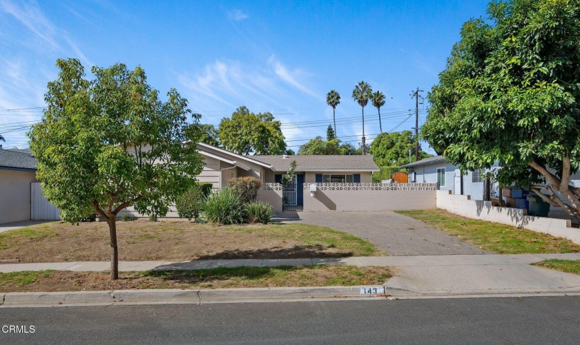 East Ventura Old Presidential Tract. Built in 1961 with 3 BD 2 - Beach Home for sale in Ventura, California on Beachhouse.com
