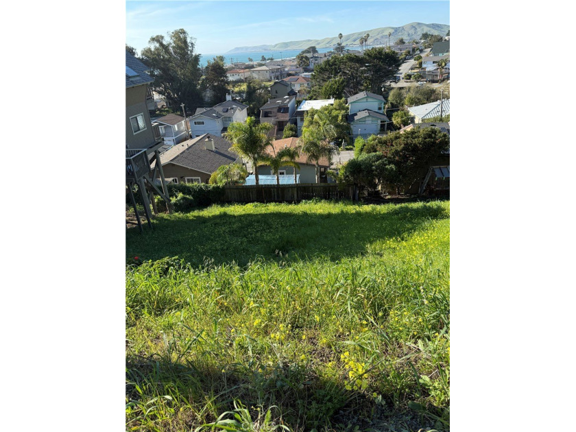 Rare Opportunity in Cayucos by the Sea - Ocean View Downslope - Beach Lot for sale in Cayucos, California on Beachhouse.com