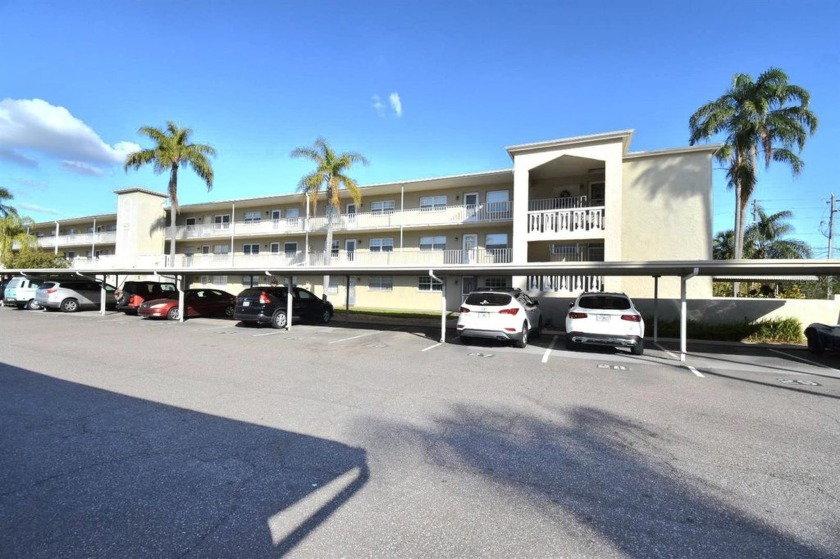 Check this one out!!! First floor 2 bedroom, 2 bath condo in - Beach Condo for sale in Dunedin, Florida on Beachhouse.com