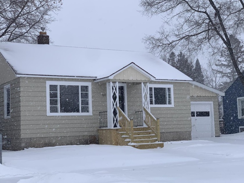 Great home for first time home buyer or retiree.  This home is - Beach Home for sale in Alpena, Michigan on Beachhouse.com