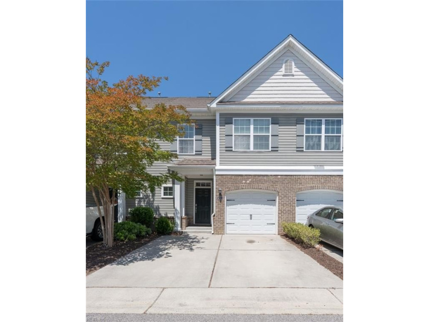 Welcome to 4312 Cattail Lane-where comfort, space, and location - Beach Townhome/Townhouse for sale in Virginia Beach, Virginia on Beachhouse.com