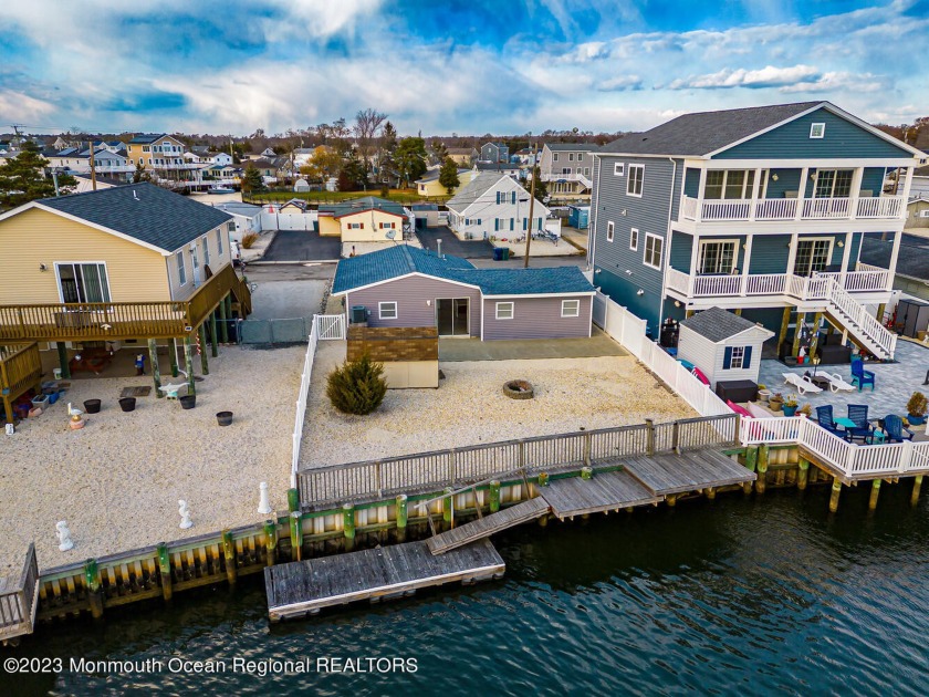 Spacious open floor plan in this remodeled Waterfront ranch - Beach Home for sale in Little Egg Harbor, New Jersey on Beachhouse.com