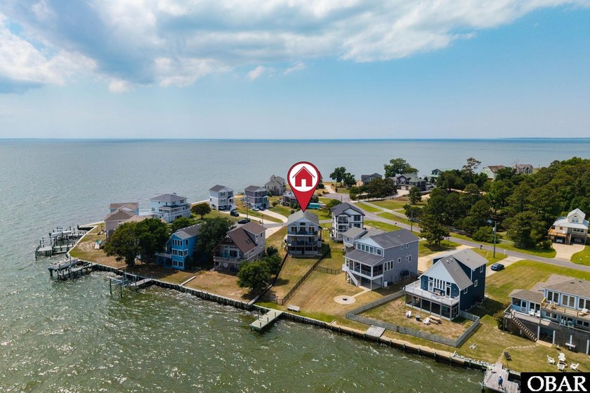 Spacious soundfront home with water views from every bedroom - Beach Home for sale in Kill Devil Hills, North Carolina on Beachhouse.com