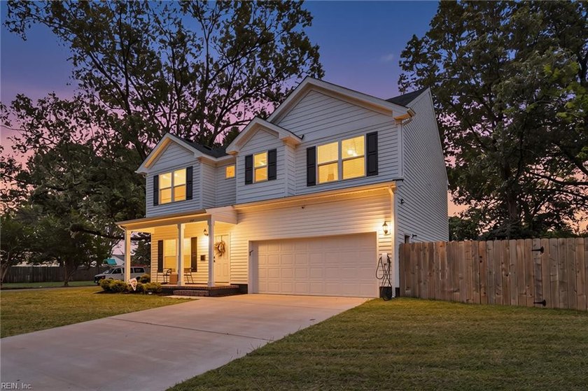 **Open House 5/17 2pm -3:30pm** Welcome to 5517 Poplar Hall - Beach Home for sale in Norfolk, Virginia on Beachhouse.com