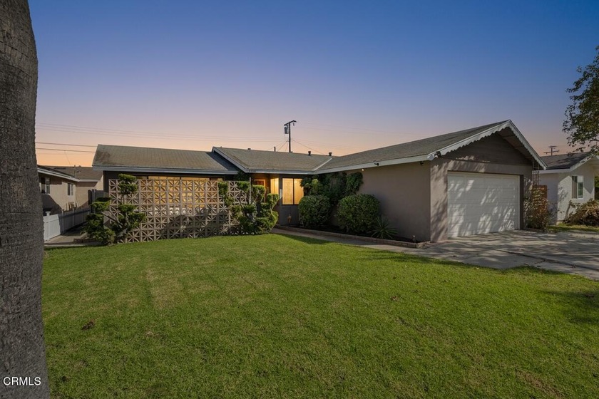 Come take a look at this centrally located residence ideal for - Beach Home for sale in Oxnard, California on Beachhouse.com