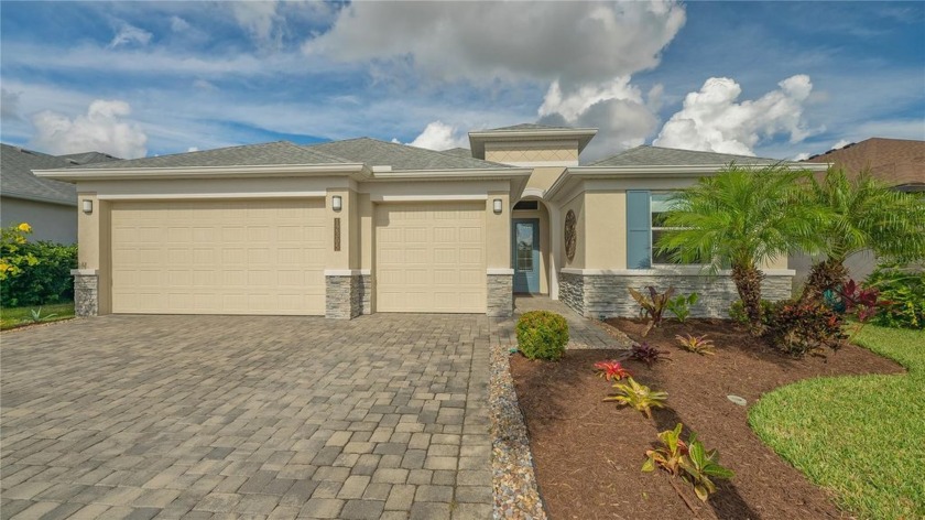 Enjoy the ultimate Florida lifestyle and captivating resort - Beach Home for sale in Bradenton, Florida on Beachhouse.com