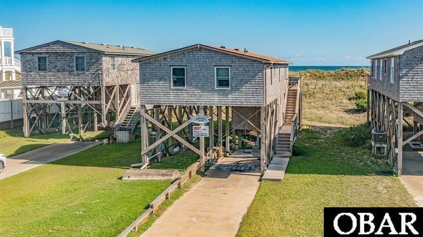 If you've been dreaming of a no-fuss beach cottage where the - Beach Home for sale in Hatteras Island, North Carolina on Beachhouse.com