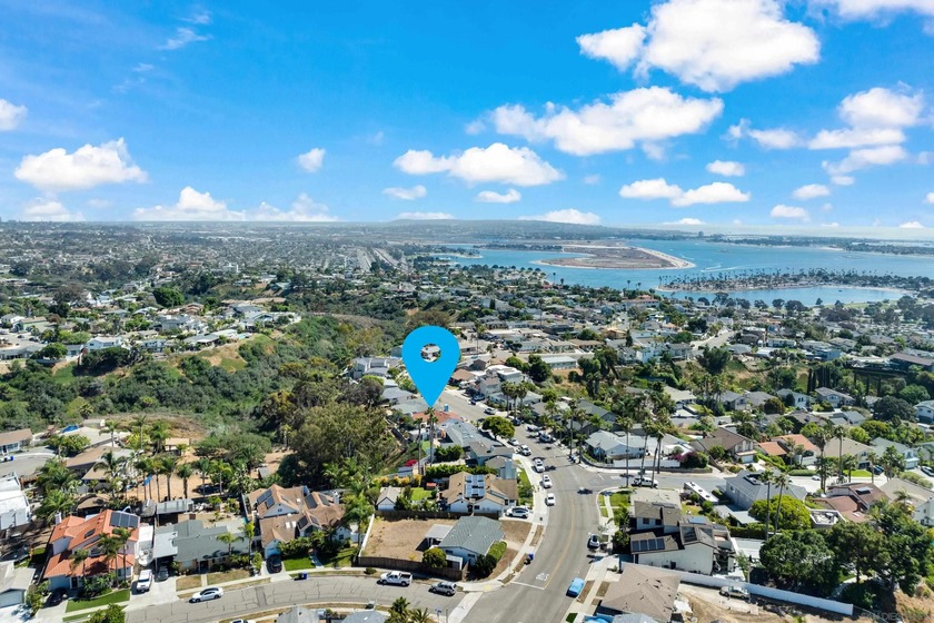 UPDATE: Off Market while seller makes some improvements. Bay - Beach Home for sale in San Diego, California on Beachhouse.com