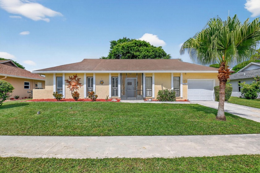 Step into this dazzlingly updated 2-bedroom, 2-bathroom haven - Beach Home for sale in Delray Beach, Florida on Beachhouse.com