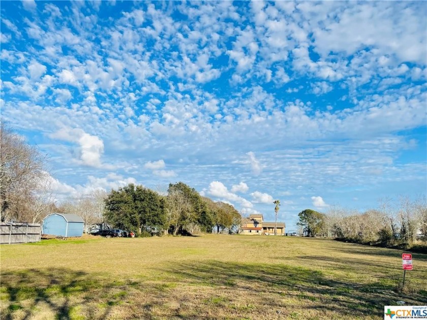 Check out this remarkable 1-acre lot that has city water and - Beach Lot for sale in Palacios, Texas on Beachhouse.com