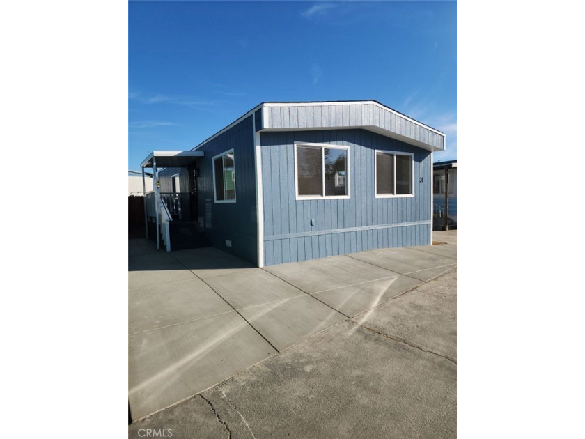 LOCATION, LOCATION, LOCATION !!!  This is a great Mobile Home - Beach Home for sale in Redondo Beach, California on Beachhouse.com