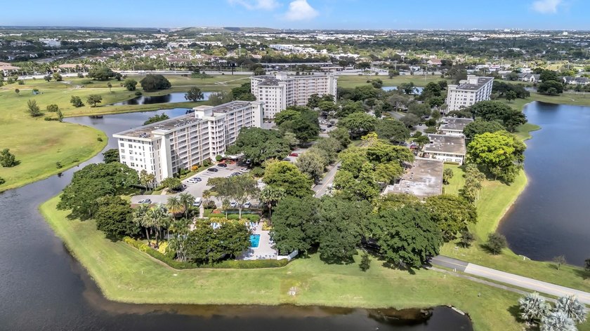 Price Improvement! Rarely available 3-bedroom corner unit in - Beach Condo for sale in Pompano Beach, Florida on Beachhouse.com