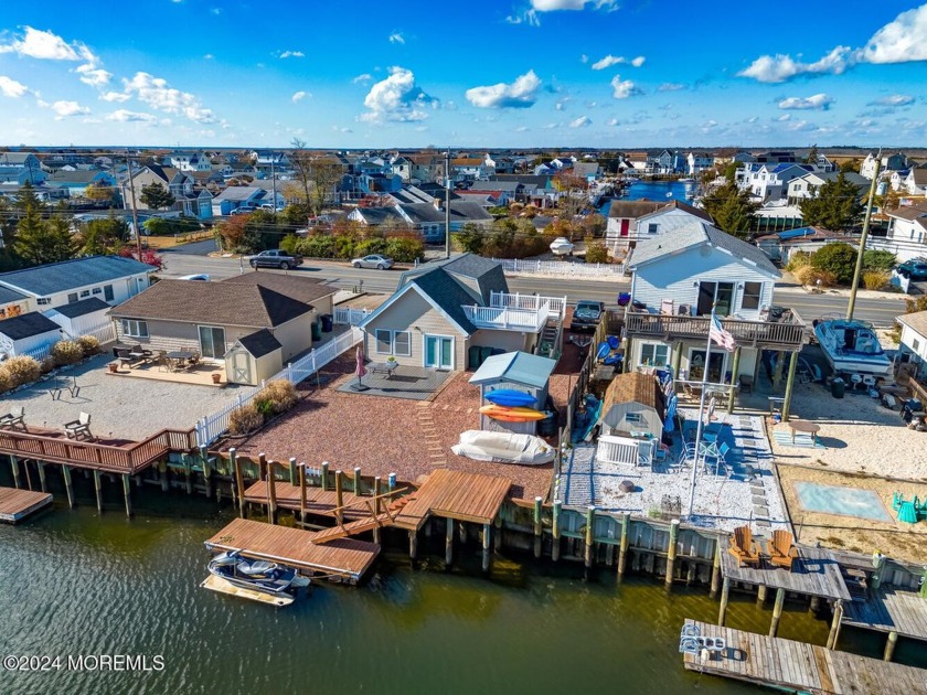 Welcome to this fully updated three-bedroom, one-bath waterfront - Beach Home for sale in Little Egg Harbor, New Jersey on Beachhouse.com