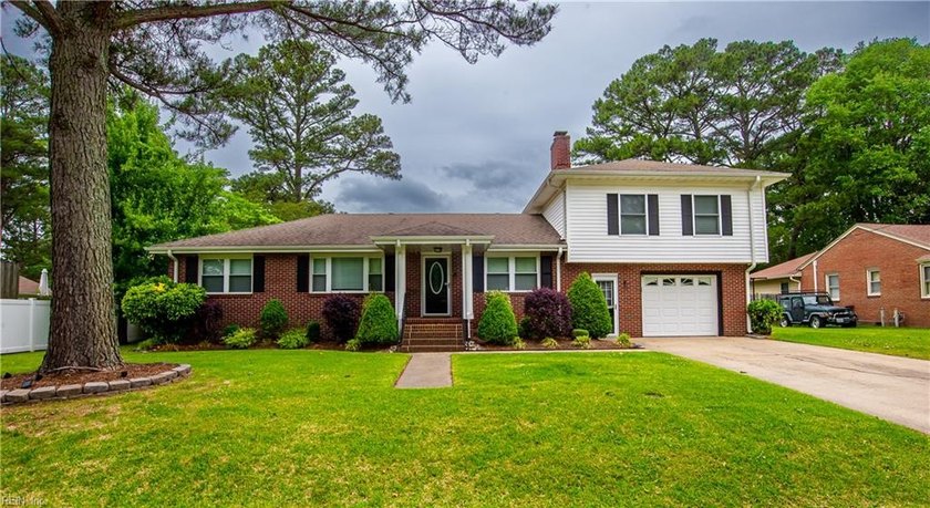 Charming home nestled in the heart of Western Branch - Beach Home for sale in Chesapeake, Virginia on Beachhouse.com