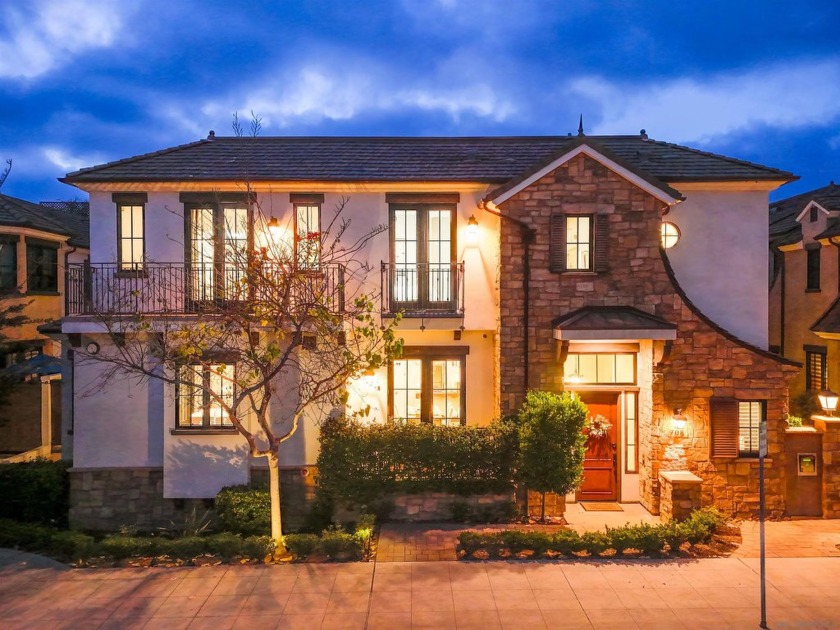 Experience elevated Village living in this exceptional Aveline - Beach Townhome/Townhouse for sale in La Jolla, California on Beachhouse.com