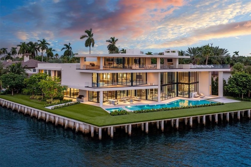 A masterpiece of modern waterfront luxury, 625 San Marco is a - Beach Home for sale in Fort Lauderdale, Florida on Beachhouse.com