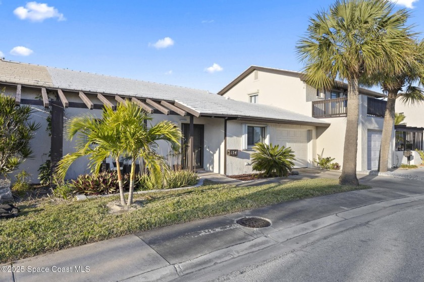 Fabulous, single-story townhouse, one block from the beach in - Beach Townhome/Townhouse for sale in Satellite Beach, Florida on Beachhouse.com