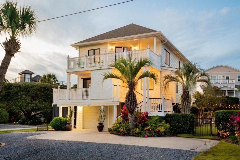 Excellent opportunity to own a renovated beach house and a great - Beach Home for sale in Isle of Palms, South Carolina on Beachhouse.com
